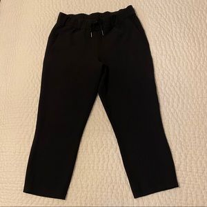 Lululemon capris